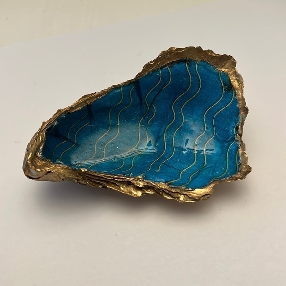 Handmade Oyster Art Shell Trinket Vanity Ring Dish Swirls - Picture 4 of 6